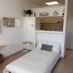 شقة Casa M&m, Relax, Big Terrace, Swimming Pool أرونا